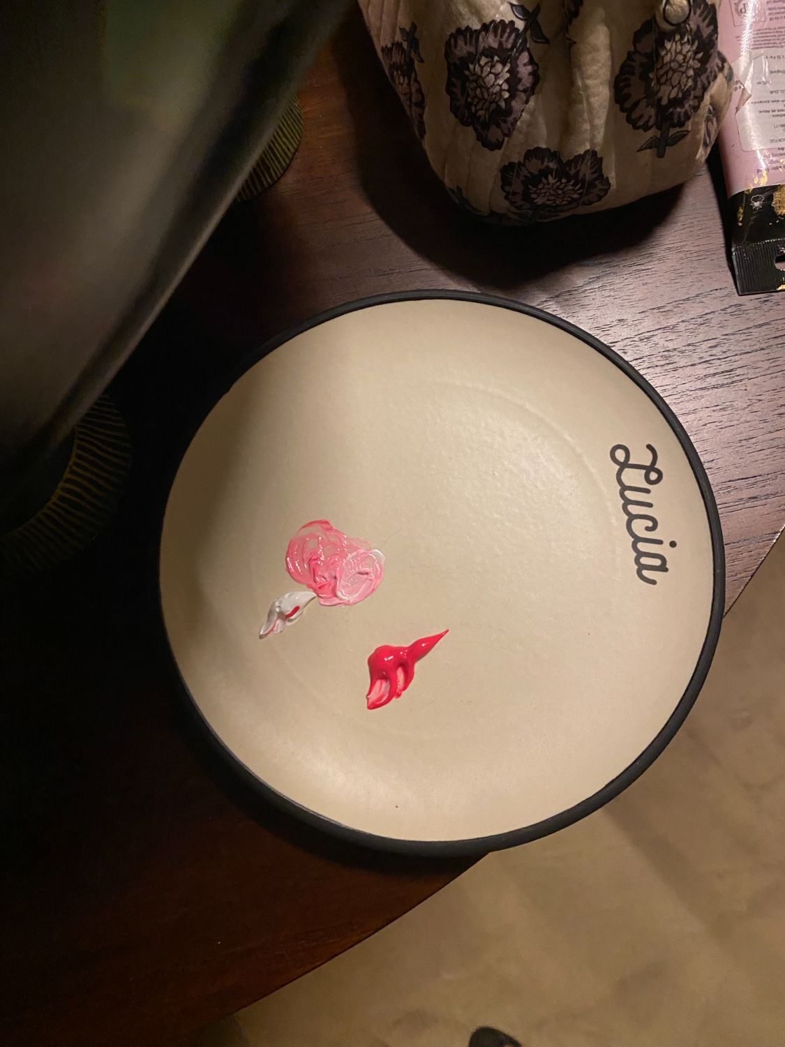 A Lucia side plate used as a palette
